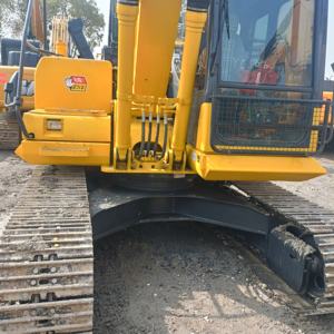 Excavadora de cadenas usada Komatsu PC130 de tamaño mediano, modelo 2021-2023, 13 toneladas, bajo consumo de combustible, motor incluido. - Product Image 3