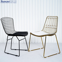 Chaise de salle à manger en métal pour l'extérieur, pour café, terrasse, empilable, siège en maille de fer avec coussin amovible