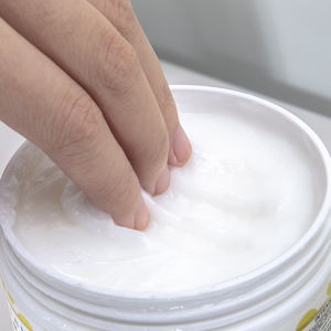 Masque réparateur pour cheveux abîmés et crépus, masque hydratant à l'huile de noix de coco pour réparer les cheveux, vente en gros - Product Image 3