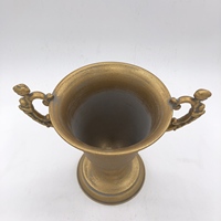 Urne de jardin vintage en fer, forme trophée, finition thermolaquée, style rustique élégant, durable, légère, pour extérieur, jardin, balcon, maison