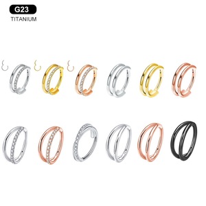 Anillo de Nariz de Titanio G23 con Doble Aro y Circonita Cúbica |   Clicker Articulado para Piercing de Cartílago en Septum y Hélix - Product Image 2