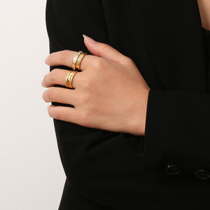 Anillo de Acero Inoxidable con Grabado Estilo Coreano, Anillo de Pareja con Diamantes, Anillo de Estilo Simple de Acero Inoxidable - Product Image 6
