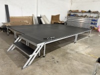 Plateforme de scène modulaire portable en aluminium avec cadres à fixation Velcro pour un assemblage rapide sans outils, en aluminium 6082-T6