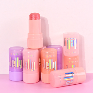 Iluminador en Barra de Larga Duración Tipo Gel Ligero que Ilumina y Realza el Tono de la Piel - Product Image 6