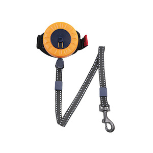 New wrist-type <b>leash</b>, universal cat and <b>dog</b> <b>leash</b>, automatic retractable <b>leash</b>, <b>dog</b> <b>leash</b>, cat <b>leash</b>, pet supplies. - Product Image 1