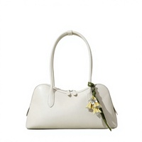Sac fourre-tout personnalisé OEM ODM, nouvelle conception de niche, grande capacité, en cuir véritable, pour l'été, l'automne et l'hiver, mode décontractée et polyvalente, portable