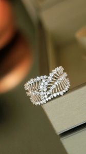 Bague de luxe Xinfly en or véritable 18 carats et diamant naturel 0,65 carat, style feuille, bijoux raffinés pour les soirées féminines - Product Image 4