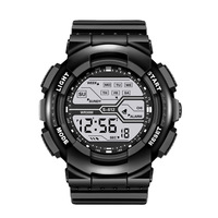 Montre numérique de sport multifonctionnelle résistante aux chocs en plastique pour hommes et femmes, lumineuse, résistance à l'eau 20m