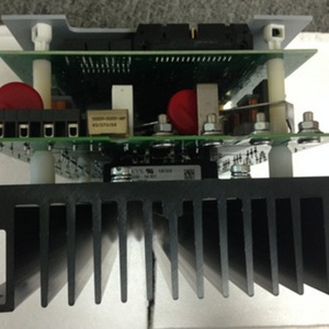 Controlador de Velocidad de Motor AC 514C-16-00-00-00 16A Nuevo y Original, 400V 200kW, Control V/F, Gran Venta - Product Image 3