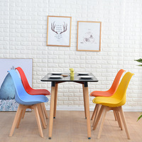 Ensemble de table à manger au design nordique, chaises de salle à manger avec coussin en PU, ensemble de table à manger en bois MDF
