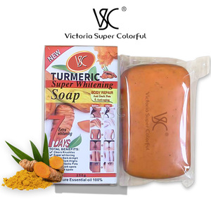 Gel douche au curcuma le plus vendu avec une teneur accrue en vitamine C pour un nettoyage en profondeur et un contrôle du sébum. Convient à tous les types <span class=keywords><strong>de</strong></span> peau. 250g. - Product Image 6