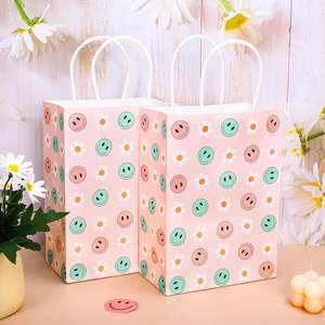 Bolsas de Regalo de Papel con Asas, Diseño de Cara Sonriente Rosa y Flores de Margarita, para Dulces, Golosinas, Recuerdos, para Fiestas de Cumpleaños y Baby Shower - Product Image 1