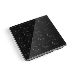 Caja de embalaje de lujo para regalo de chocolate, hecha de cartón reciclado, con bandeja interior de PET de calidad alimentaria, disponible en tamaños 2, 4, 6, 8, 9, 12, 16, 18 y 25. - Product Image 4