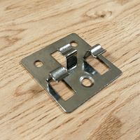 Fixations et attaches modernes pour terrasses en composite WPC - Clip carré excentrique imperméable, résistant à l'usure et antidérapant