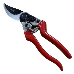 Tijeras de Podar Industriales SONO G739, Mango con Agarre Suave Rojo, Hoja de Acero al Carbono, Borde Liso, Tijeras de Jardín Multiusos - Product Image 1