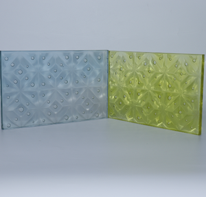 Panneau de verre artistique stratifié en résine à motif de bulles jaune clair, design personnalisé pour la cloisonnement et la décoration intérieure des hôtels et restaurants - Product Image 3