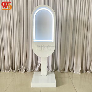 Cabine téléphonique blanche de haute qualité SMOOTH pour la décoration de mariage avec éclairage LED - Product Image 1