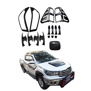 NUEVO Diseño OEM/ODM Accesorios para Automóviles Color Negro con Kits de Carrocería Cromados para Toyota Hilux Revo - Product Image 1