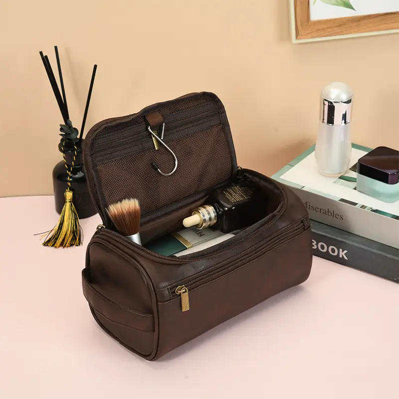 حقيبة جلدية مخصصة لأدوات الحمام للرجال مناسبة للسفر وحلاقة الرأس مجموعة كبيرة لأدوات التجميل منظم للحمام