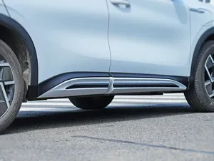 สเกิร์ตข้างรถยนต์ BYD Yuan PLUS-MC ปี 2022 ถึง 2026 ชุดแต่งสติ๊กเกอร์ดิฟฟิวเซอร์ สปอยเลอร์ แผ่นกันกระแทก ลิปสปอยเลอร์ อุปกรณ์ตกแต่ง - Product Image 5