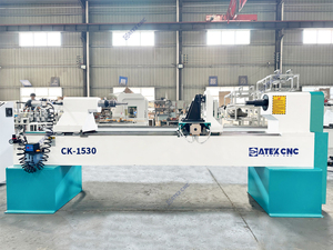 Tour à bois CNC à double lame de base bon marché, qui peut être utilisé pour traiter les battes de baseball, les béquilles, les cannes et les pieds de table de billard - Product Image 2