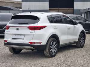Sportage 2018 BLANCO de 4ª Generación, SUV Diésel Automático, Sin Accidentes, Asientos Calefactables, Sistema de Luces Automáticas TPMS, Sensor de Lluvia - Product Image 2