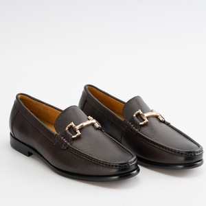 Mocasines de cuero genuino para hombre, con punta redonda, hebilla metálica, zapatos cómodos para todas las estaciones, uso informal de negocios - Product Image 3