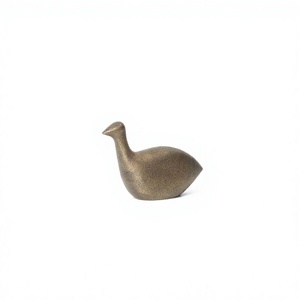 Prensapapeles de Metal Vintage con Forma de Pájaro, Acabado Dorado, Perfecto para la Oficina, el Estudio o la Decoración de la Mesa - Product Image 1