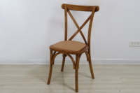 Chaise de banquet empilable en rotin de style nordique moderne, dossier croisé, dossier en cannage, chaise de salle à manger en bois massif pour mariages – Meilleure vente