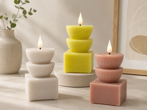 Bougie LED sans flamme en forme de blocs géométriques, bougie en cire de soja naturelle, effet de flamme vacillante, lampe à flamme artificielle, bougie sculpturale minimaliste - Product Image 1