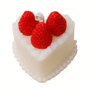 Vela Artesanal de Cera de Soya con Aroma a Pastel de Fresa, No Tóxica, Fragancia Duradera, para Bodas, Cumpleaños, Decoración del Hogar, Regalo - Product Image 5