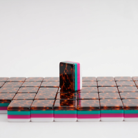 Ensemble de Mahjong Américain Moderne de Luxe, Tuiles de Mahjong en Acrylique Effet Écaille de Tortue à 4 Couches, Logo Personnalisé, Haut de Gamme, Finition Frotteuse à la Main, Pliable