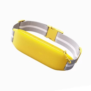 Kit <span class=keywords><strong>de</strong></span> toilettage pour bébé, ensemble <span class=keywords><strong>de</strong></span> soins <span class=keywords><strong>de</strong></span> sécurité en EVA avec brosse <span class=keywords><strong>à</strong></span> cheveux imperméable, peigne, coupe-ongles, aspirateur nasal, essentiels pour bébé - Product Image 4