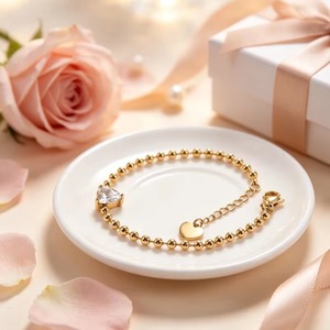 Bracciale a Catena con Perline in Acciaio Inossidabile per Donne, Bracciale con Charm Placcato Oro 18K, Impermeabile, con Cuore, Regolabile - Product Image 3