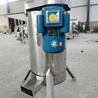 Industriële olijvenontpitter, -knijper en -extractor, enkelvoudige verwerking, fruitpuree verwerking, capaciteit 20kg/u, 220V, voedsel.