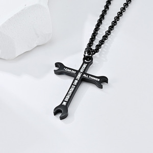 Collana con Ciondolo a Croce in Acciaio Inossidabile per Uomo, Scudo della Forza Ispirato alla Fede, Inciso con Versetto Biblico dei Filippi - Product Image 3