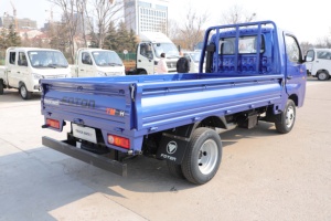 รถบรรทุกขนาดเล็ก Foton <span class=keywords><strong>TM1</strong></span> <span class=keywords><strong>TM2</strong></span> พวงมาลัยซ้าย/ขวา ขับเคลื่อน 4*2  3 ตัน แบบธรรมดา บรรทุกสินค้าบนพื้นเรียบ  ลดราคาพิเศษ - Product Image 3