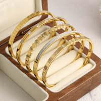 Bracelet à breloques en acier inoxydable plaqué or 18 carats italien personnalisé à prix réduit Bracelets de mode Bijoux pour femmes Accessoires