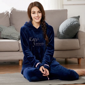 Venta caliente de fábrica personalizada pijamas de etiqueta privada de invierno de manga larga conjuntos de pijamas elásticos para mujeres Black Friday Christmas Hooded <span class=keywords><strong>PAJ</strong></span> - Product Image 5