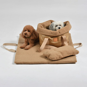 Venta al por mayor bolsa para mascotas suave de alta calidad marrón Teddy Sherpa tela Portátil Bolsa para mascotas paquete interior logotipo personalizado bolsa para mascotas al aire libre - Product Image 1