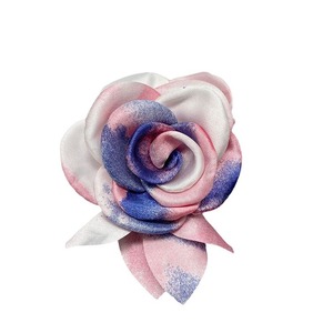 Flores de Tela Hechas a Mano con Técnica Tie Dye 3D, 7cm, para Decorar Cabello, Zapatos, Bolsos y Ropa - Product Image 5