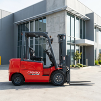 Chariot élévateur électrique 1,5 tonne en promotion, alimenté par batterie lithium-ion, mini chariot élévateur avec déplaceur latéral hydraulique et pneus pleins pour entrepôt