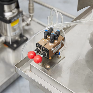 PP-4 Semi-auto Pneumatic Isobar <strong>Carbonated</strong> <strong>Drink</strong> Soft Water Soda Plastic Bottle Can Filling <strong>Machine</strong> - Product Image 3