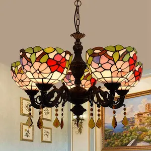 Lampadario di lusso moderno Tiffany giardino rosso festivo paralume in vetro decorazione per sala da pranzo 5 lampadari a testa