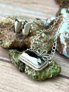 Collar de Plata de Ley con Bisonte Blanco para Mujer, Cadena con Engaste de Bisel, Joyería, Regalo para Ella - Product Image 2