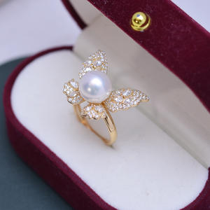 Anillo de Perlas Redondas Blancas de 9-10 mm con Joyería de Mariposa de Plata S925 de Zhuji Danshui, Luz Intensa, Pequeños Defectos, Venta al por Mayor - Product Image 3