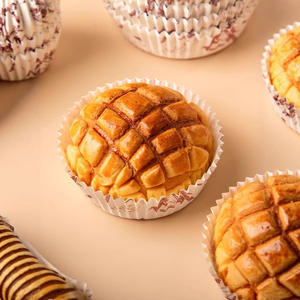 Moule à cupcakes <span class=keywords><strong>en</strong></span> papier kraft <span class=keywords><strong>en</strong></span> forme de tulipe, écologique, pour présentation de desserts de mariage de style rustique - Product Image 5