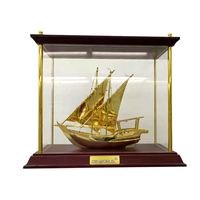 Modèles de trophées personnalisés en métal bronze 3D, gravés à la presse, émaillés, représentant des catamarans à voile, à vendre