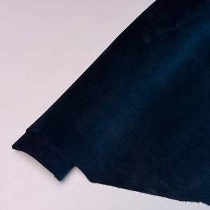 Cuir de vachette suédé, toucher velours, texture mate douce pour chaussures, sacs, accessoires, production de cuir sur mesure OEM ODM - Product Image 3