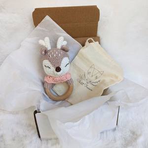 تصميم جديد لعام <span class=keywords><strong>2026</strong></span>: خشخيشة حيوانات ناعمة مصنوعة يدويًا من الكروشيه، هدية للأطفال حديثي الولادة، لعبة حسية للأطفال، خشخيشة غزال مصنوعة يدويًا من الكروشيه كهدية للأطفال - Product Image 5